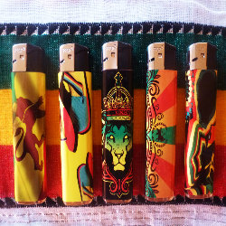 Lot de 5 Briquets Rasta rechargeable